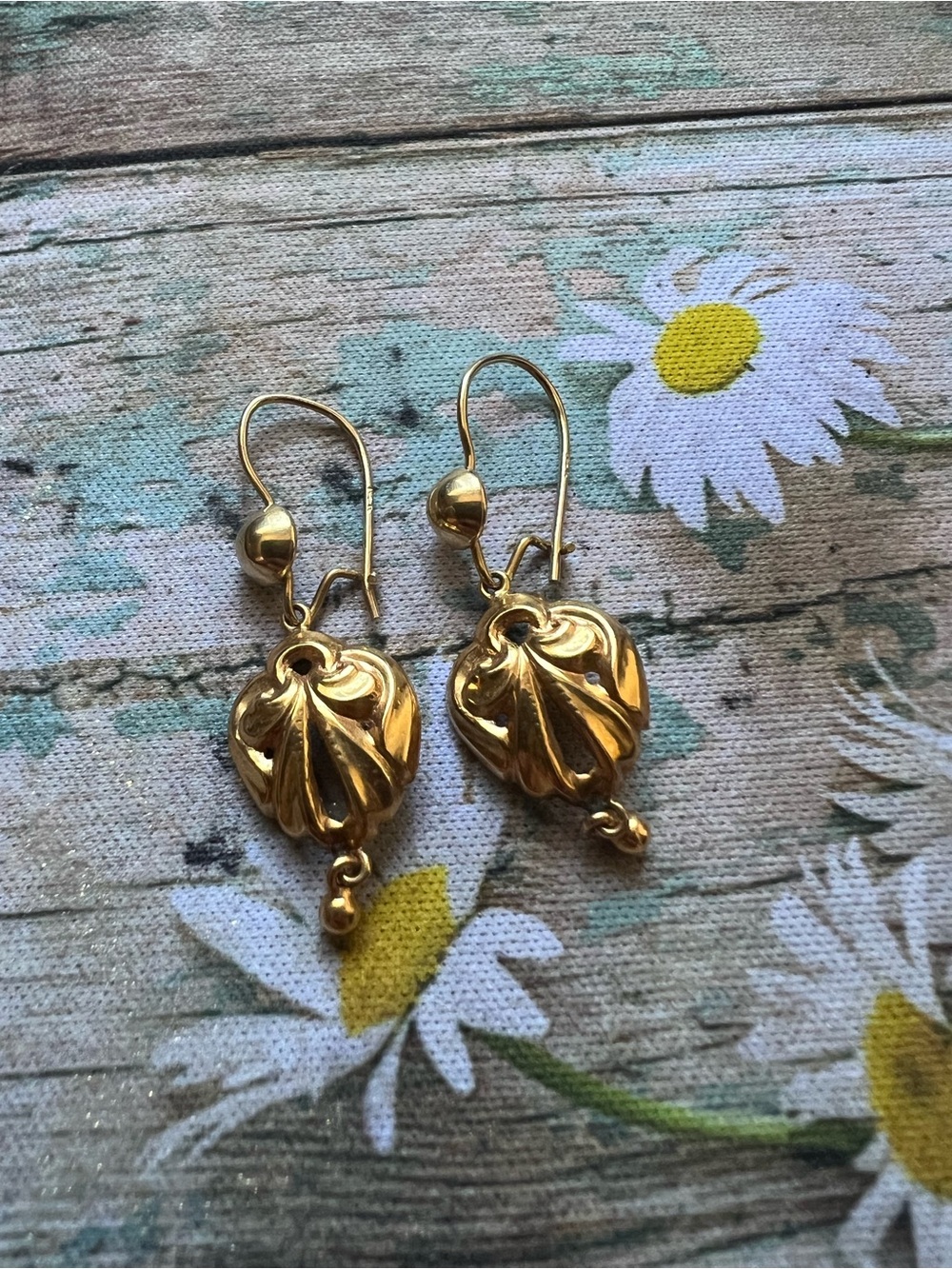 Elegant 14K Gold Leaf Drop Earrings- Women’s Jewelry